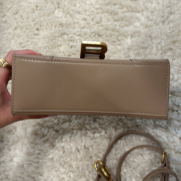 Balenciaga hourglass XS RARE beige taupe smooth leather antique gold hardware - Picture 7 of 10